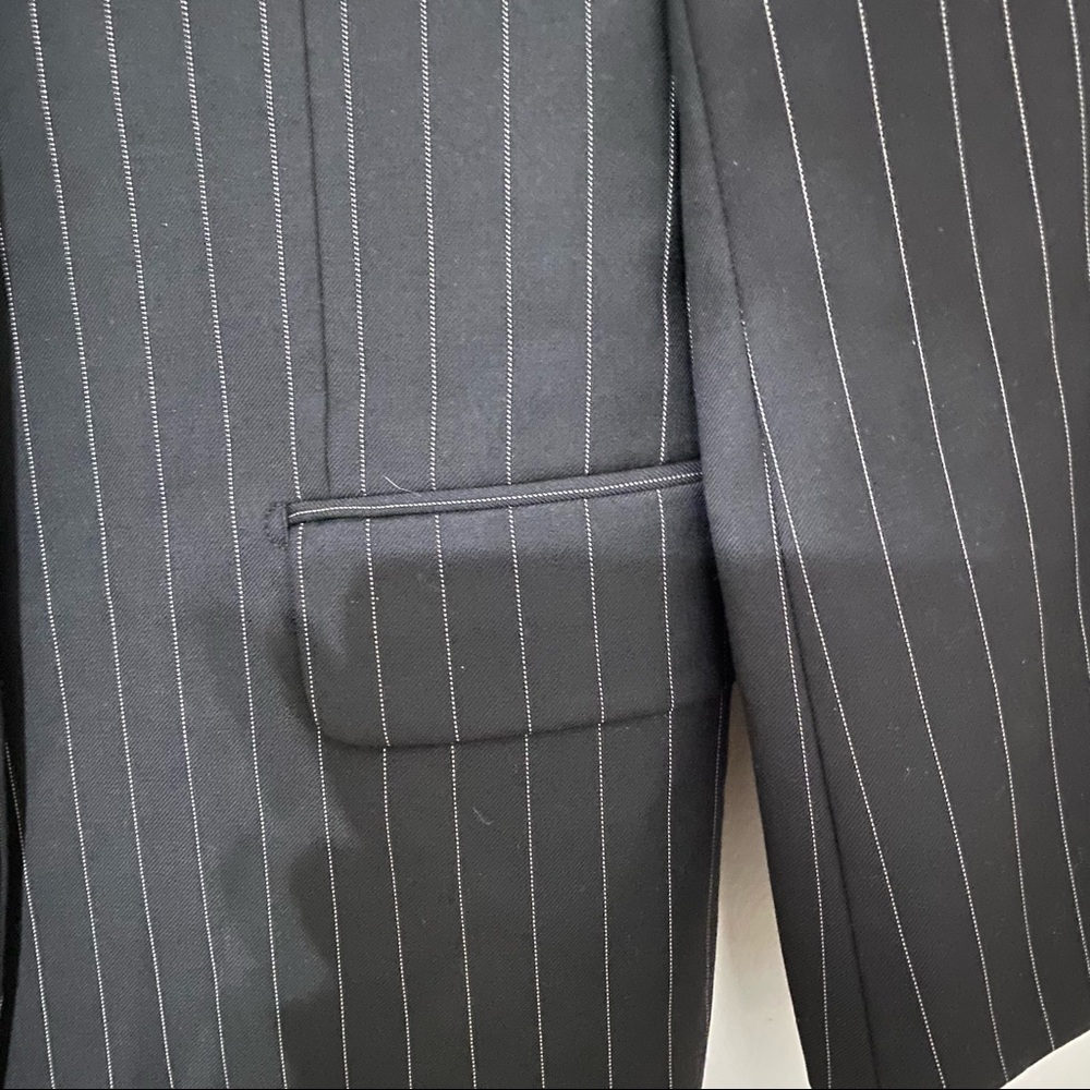Hugo boss selection pinstripe blazer super 120 EUC - Picture 4 of 9